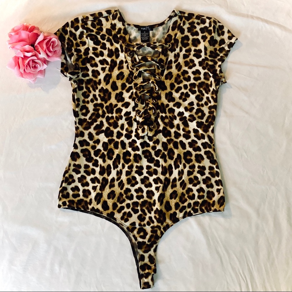 Rue 21 Cheetah Print Onesie Size M